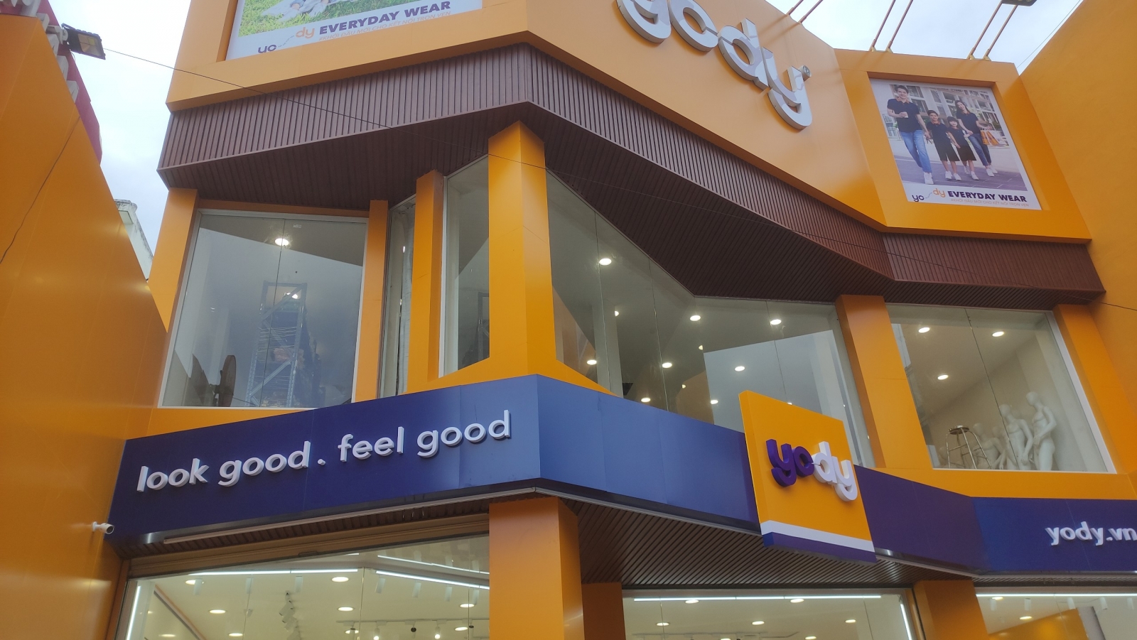báo giá kính cường lực miền trung