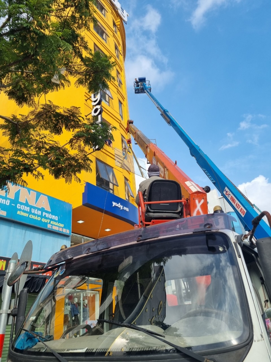 kính cường lực giá rẻ