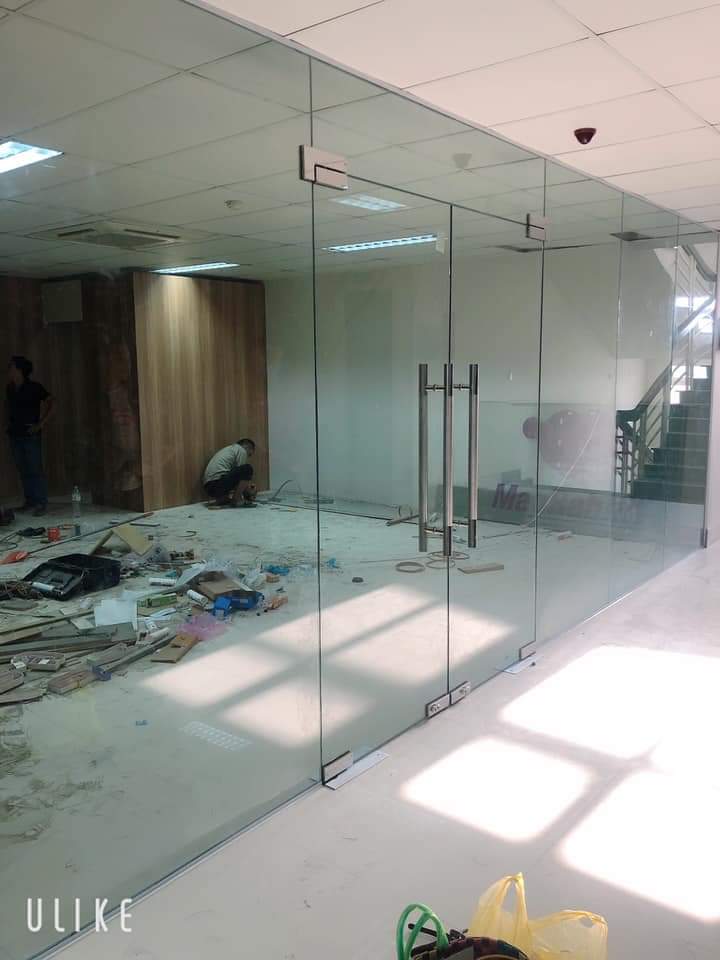 thi công kính cường lực đà nẵng 